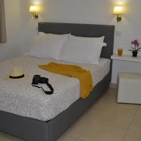 Casa de hóspedes Niovi Fira (Santorini)