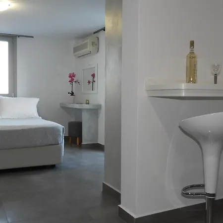 Niovi Pensionat 4*